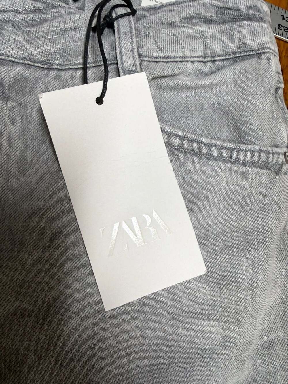 Zara Straight Fit Jeans Size 2 Grey Denim Raw Hem - Picture 7 of 11